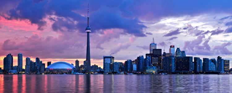 main of 5 PLACES TO VISIT IN TORONTO.